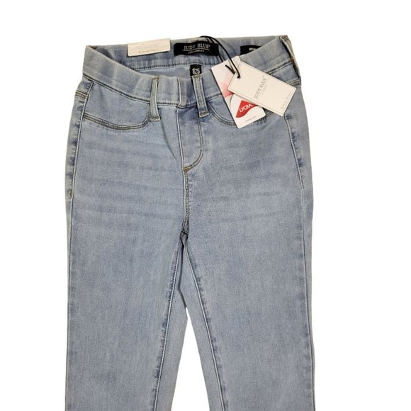 Judy Blue Light Wash Mid Rise Pull On Skinny Fit Jegging Jeans, size 25, NWT - Picture 3 of 5